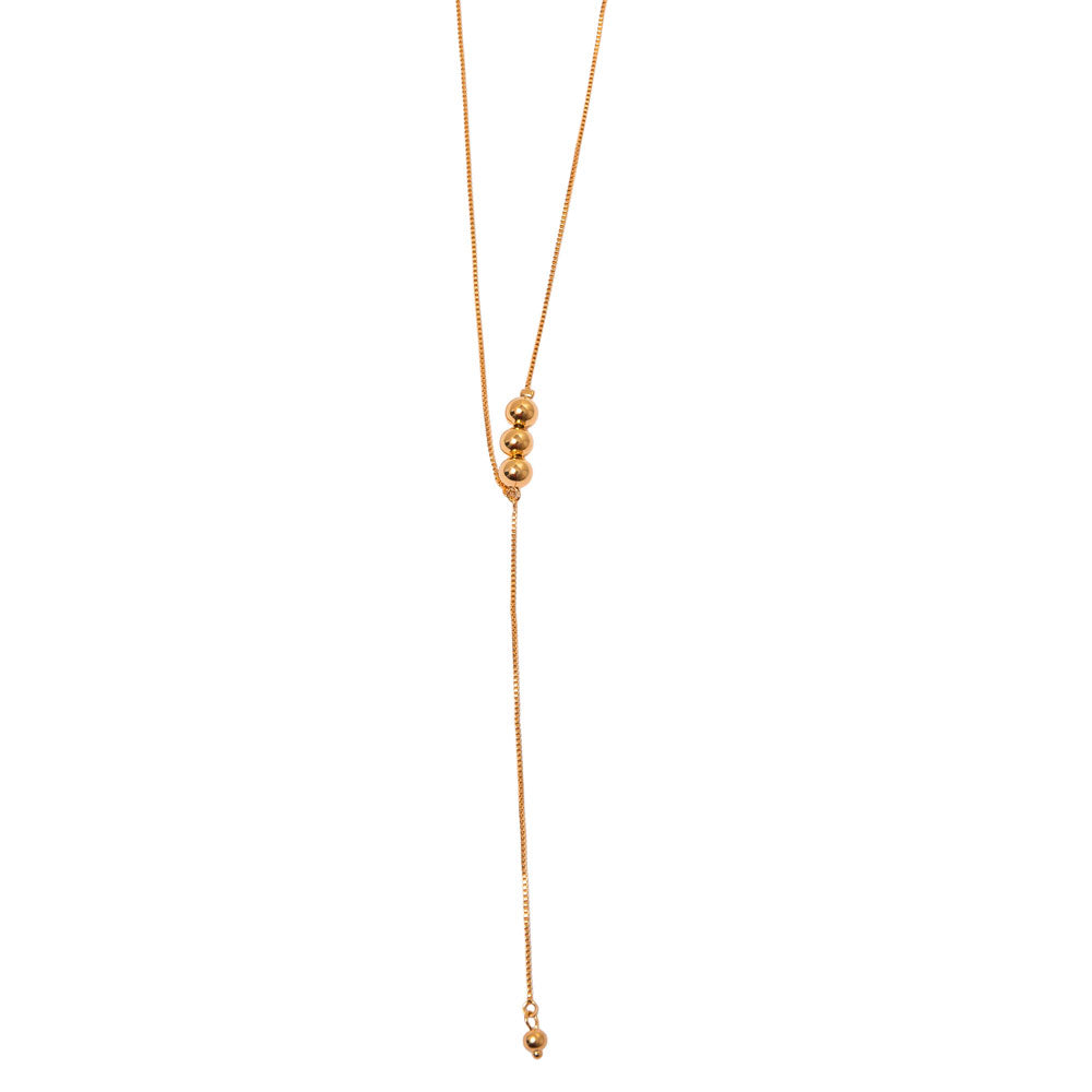 Colar Construir com pingente simbólico e banho de ouro 18k. Design Herreira, produção própria em Goiânia.