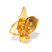 Anel Calze em segmentos geométricos, banho ouro 18k. Design contemporâneo Herreira, produção própria em Goiânia há 18 anos.
