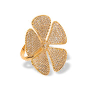 Anel Fabulous Flor em cinco pétalas com zircônia AAA, banho ouro 18k. Peça de evento Herreira, produção própria em Goiânia.