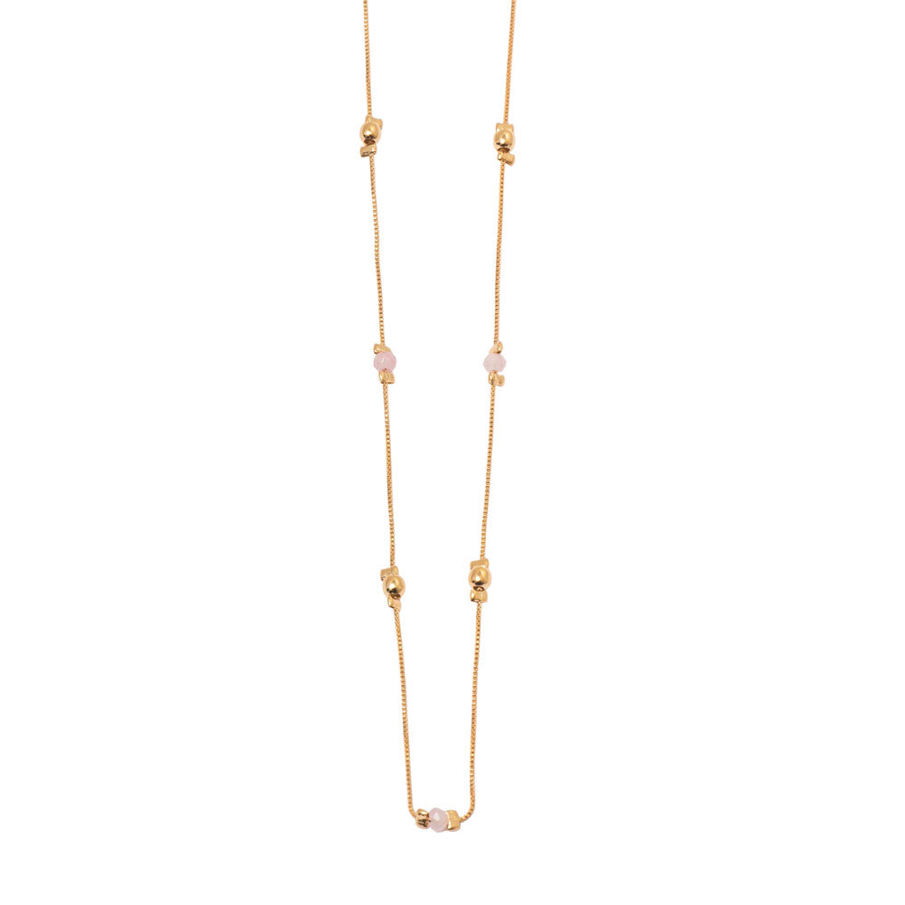 Colar Sementear com pingente simbólico e banho de ouro 18k. Design Herreira para presente afetivo, produção em Goiânia.