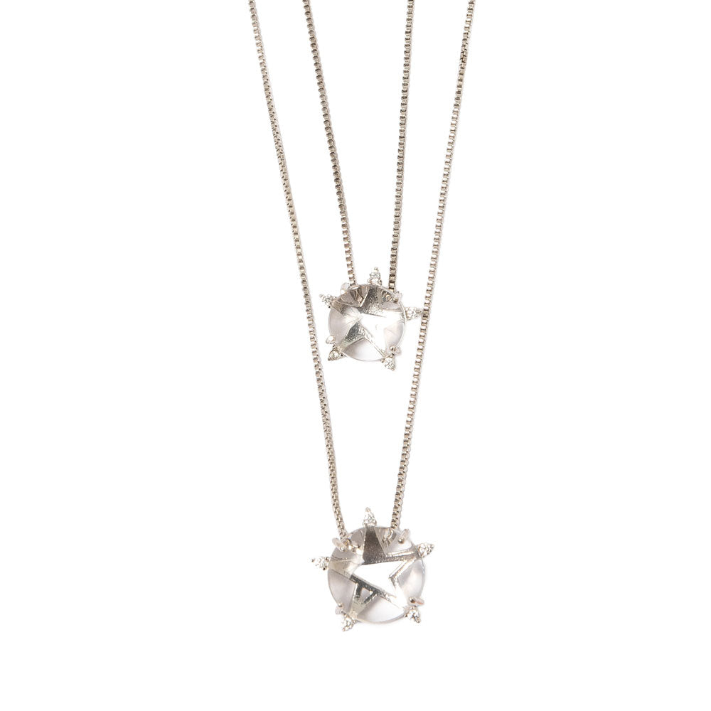 Colar Brilhantina com brilho intenso e banho de ouro 18k. Design Herreira para eventos,
