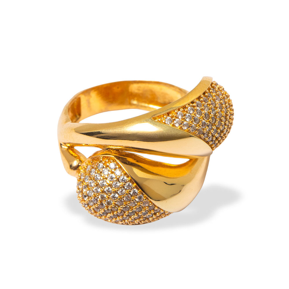 Brinco gota com pedra em corte pera e banho ouro 18k. Design Herreira, produção em Goiânia. Frete grátis acima de R$ 300.
