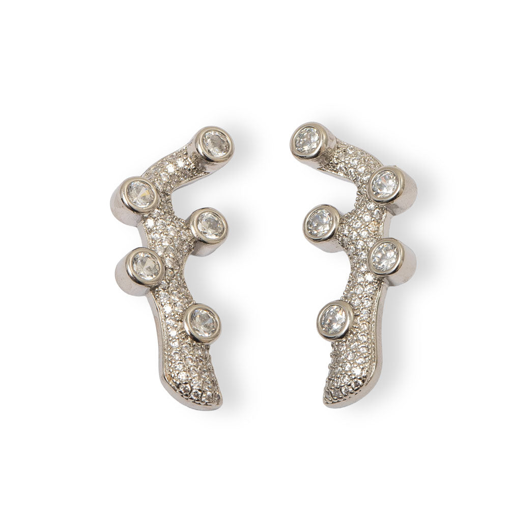 Brinco Império do Amor com banho de ouro 18k, peça ideal para presentear. Design exclusivo Herreira, produção em Goiânia.